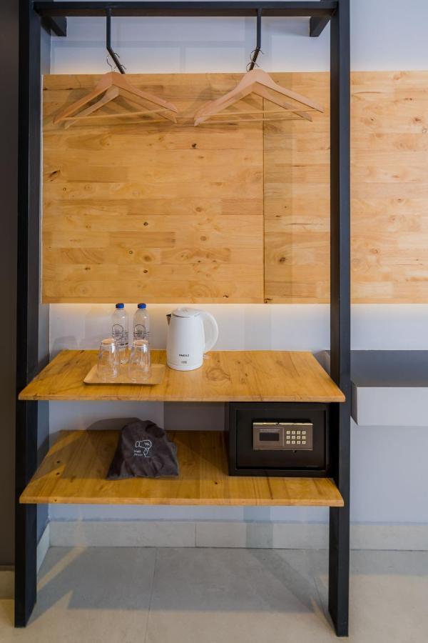 Lek Lek Samui Room X Coffee Bar Bãi biển Chaweng Ngoại thất bức ảnh