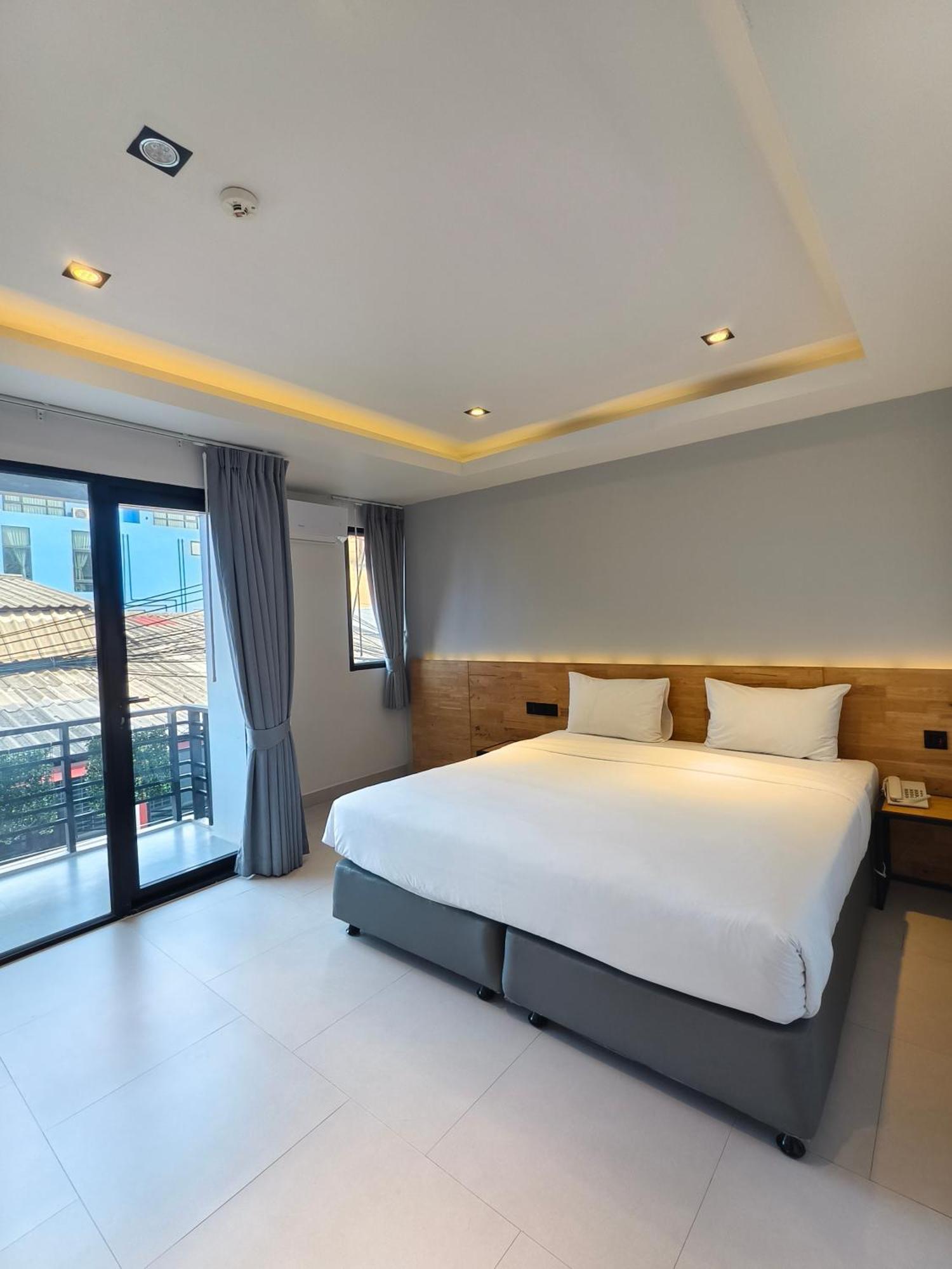 Lek Lek Samui Room X Coffee Bar Bãi biển Chaweng Ngoại thất bức ảnh